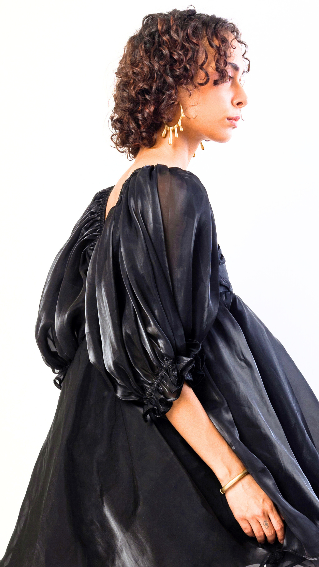 ORGANZA SATIN BLACK PUFF DRESS